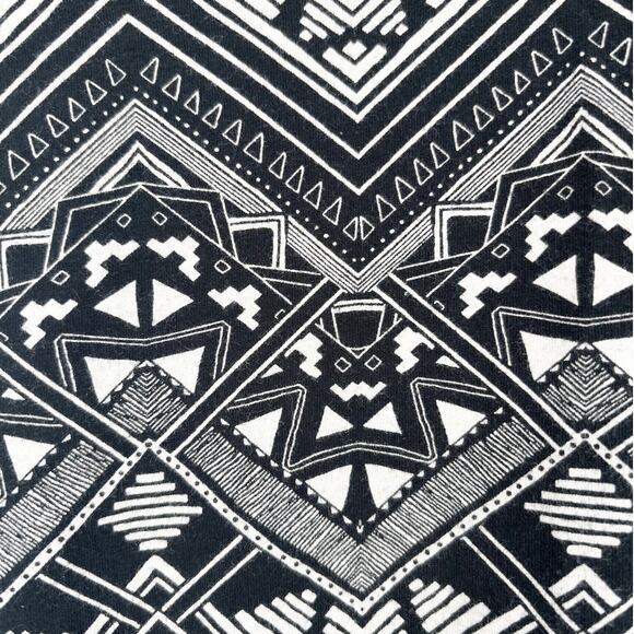 PINK Victorias Secret Black and White Aztec Geometric Boho Print Leggings Size S - Picture 2 of 4